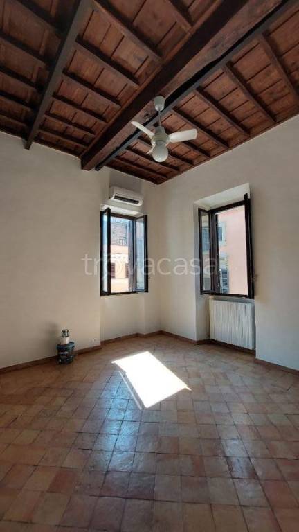 appartamento in affitto a Roma in zona Parione/Sant'Eustachio