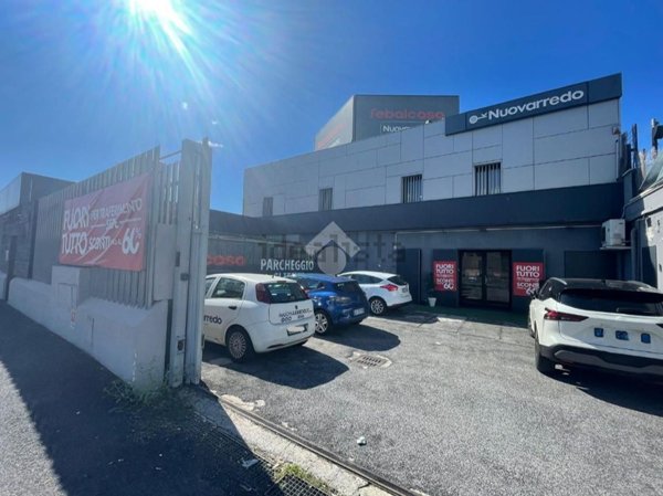 locale commerciale in affitto a Roma in zona Pietralata
