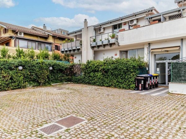 appartamento in affitto a Roma in zona Casal Palocco