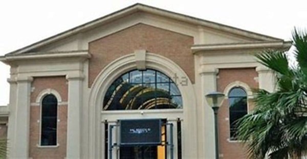 locale commerciale in affitto a Roma in zona Ostia