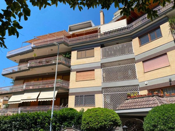 appartamento in affitto a Roma in zona Rione Prati