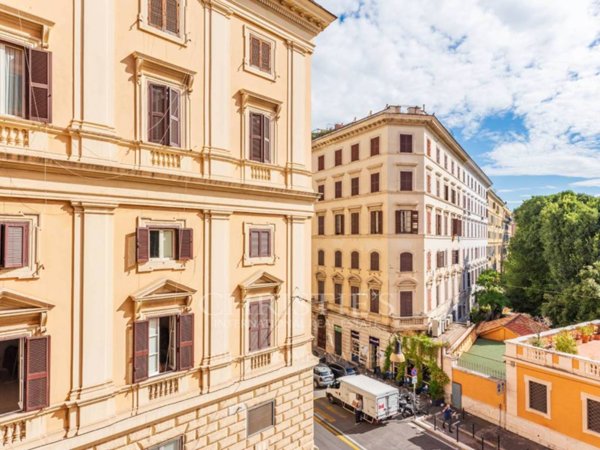 appartamento in affitto a Roma in zona Centro Storico