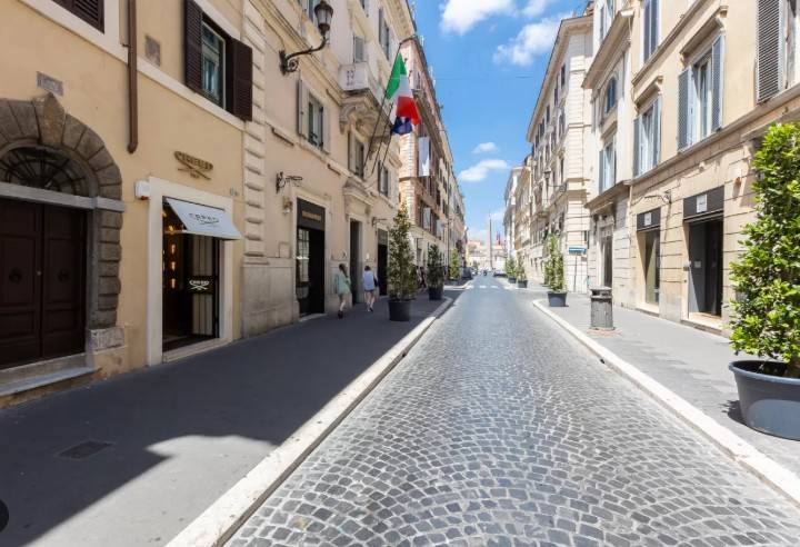 negozio in affitto a Roma in zona Campo Marzio