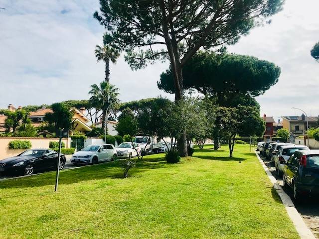 appartamento in affitto a Roma in zona Axa