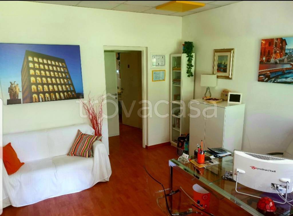 ufficio in affitto a Roma in zona EUR