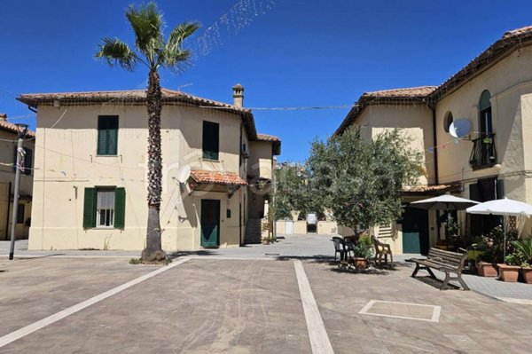 appartamento in affitto a Roma in zona Ostia