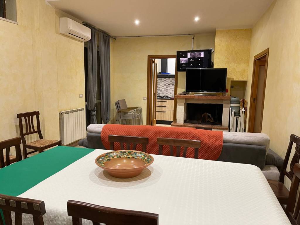 appartamento in affitto a Roma in zona Torre Angela