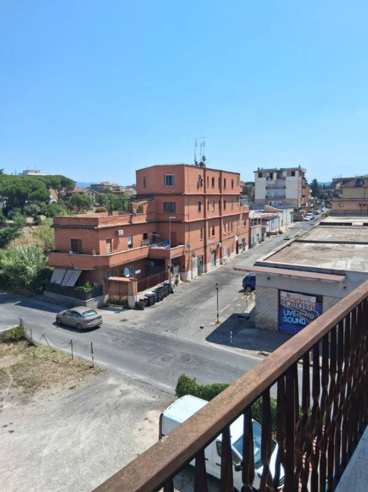 appartamento in affitto a Roma in zona Tor Bella Monaca