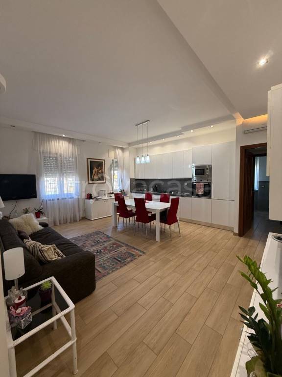 appartamento in affitto a Roma in zona Appio Claudio