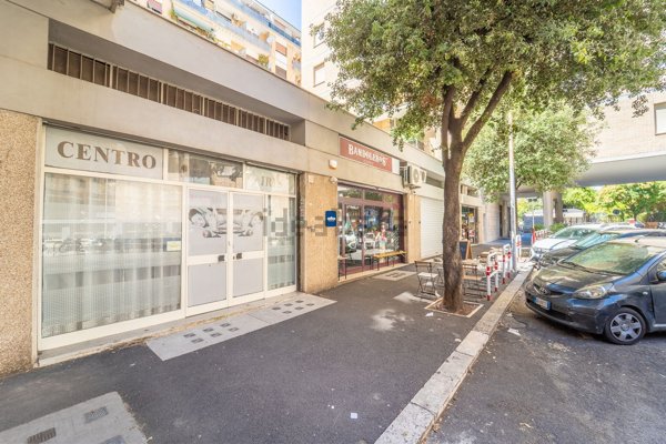 negozio in affitto a Roma in zona Ostiense