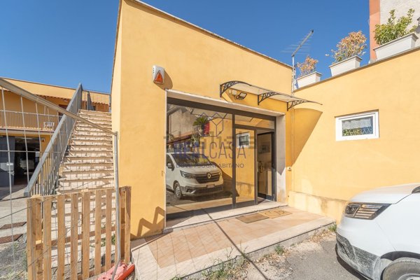 ufficio in affitto a Roma in zona Romanina