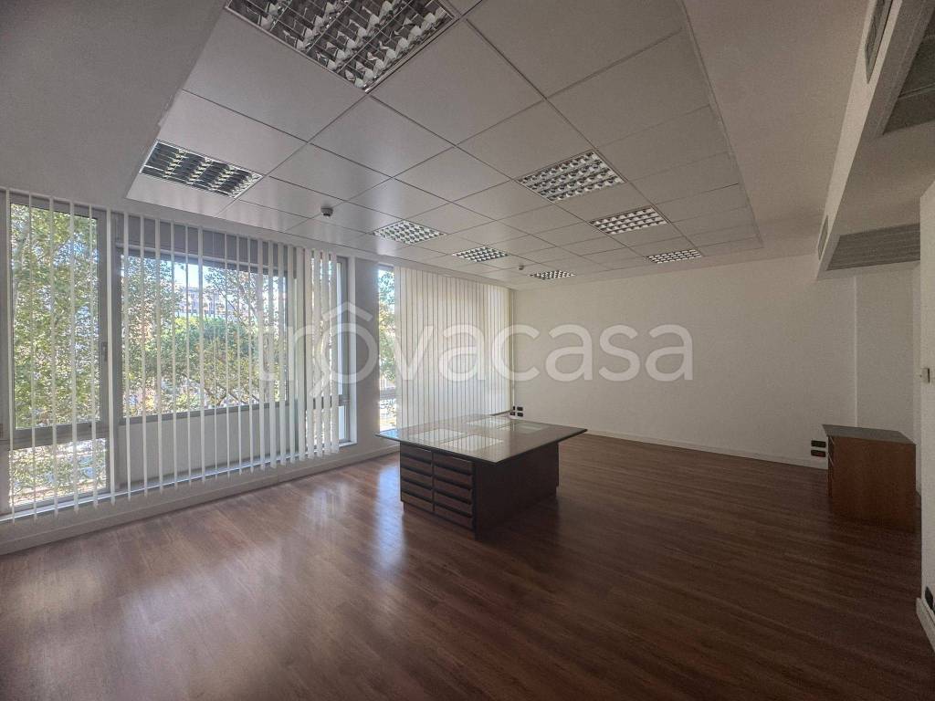 ufficio in affitto a Roma in zona EUR