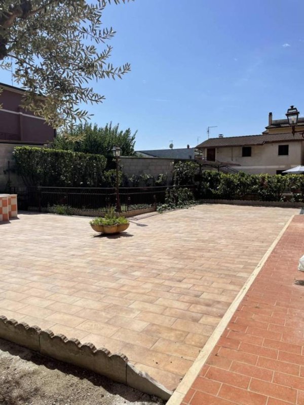 appartamento in affitto a Roma in zona Case Rosse