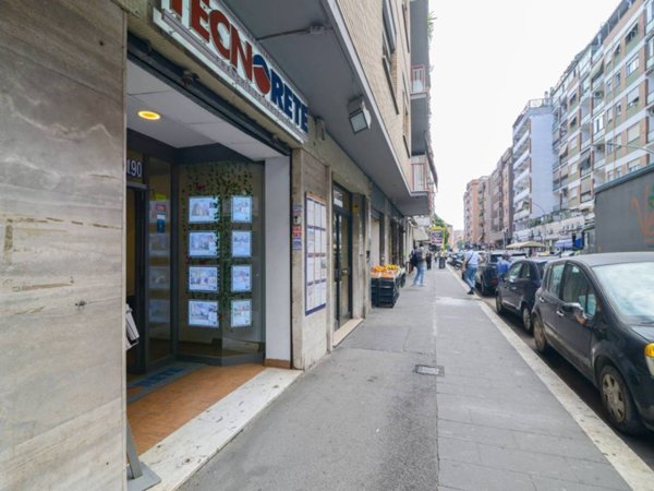 negozio in affitto a Roma in zona Pietralata