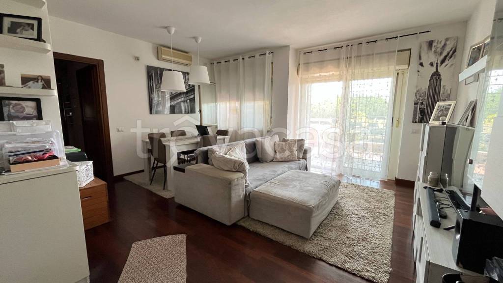 appartamento in affitto a Roma in zona Tor di Quinto