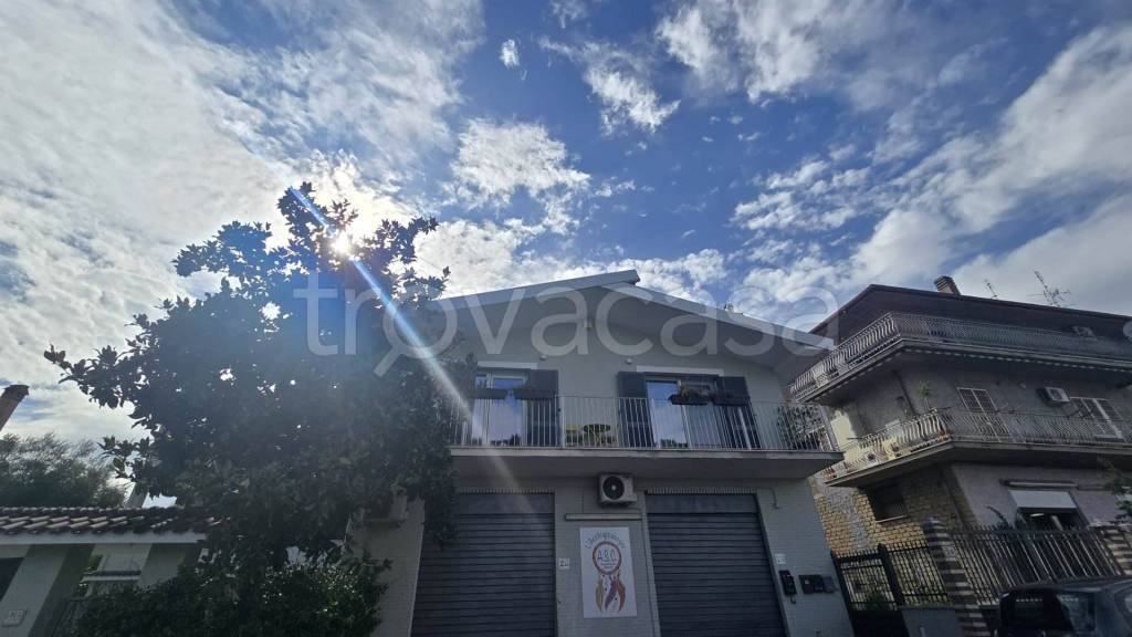 appartamento in affitto a Roma in zona Case Rosse