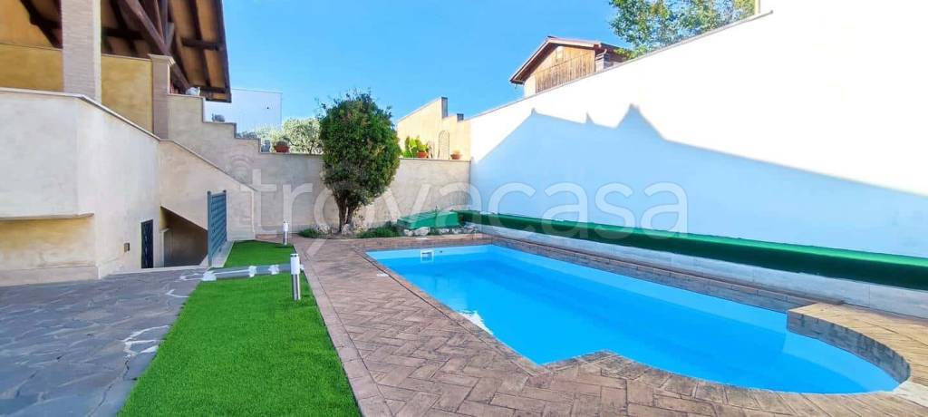 appartamento in affitto a Roma in zona Infernetto