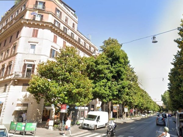 negozio in affitto a Roma in zona Tor di Quinto