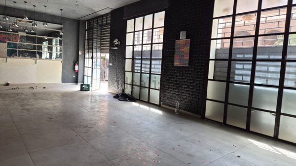 negozio in affitto a Roma in zona Ostiense