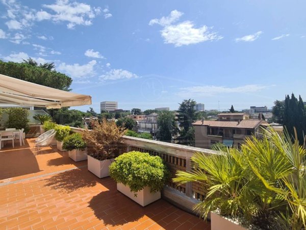 appartamento in affitto a Roma in zona EUR