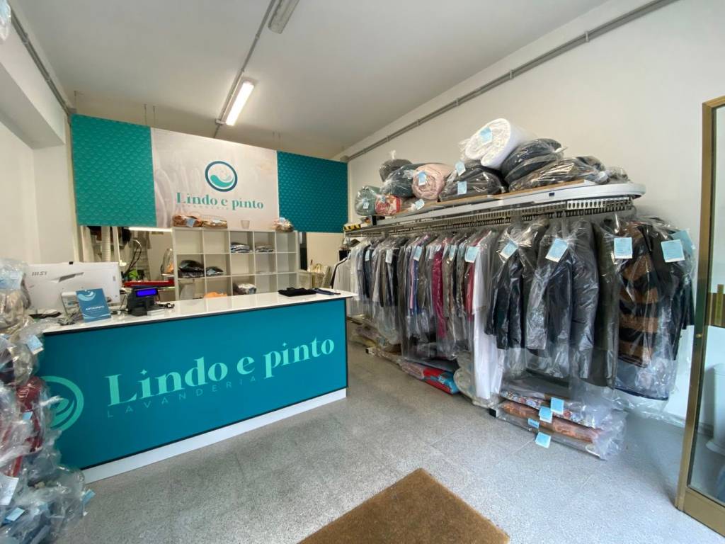 negozio in affitto a Roma in zona Appio Claudio