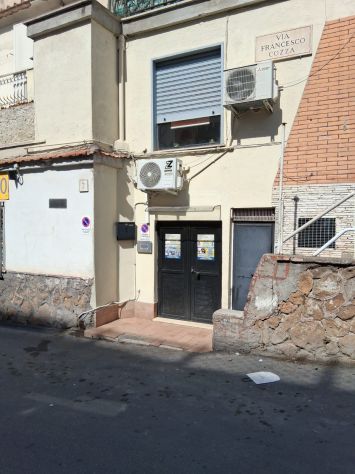 negozio in affitto a Roma in zona Torre Angela