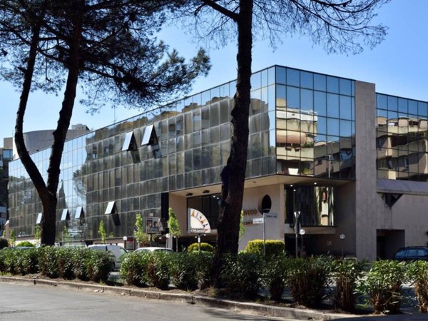 ufficio in affitto a Roma in zona Torrino