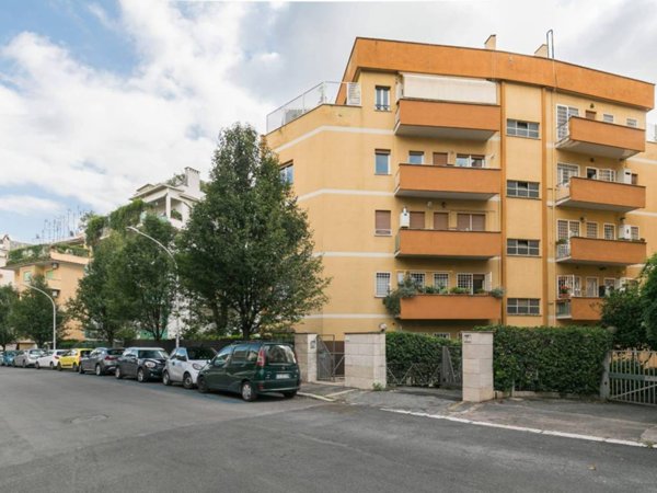 appartamento in affitto a Roma in zona San Saba - Ripa