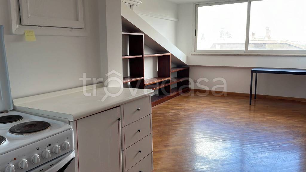 appartamento in affitto a Roma in zona Tomba di Nerone