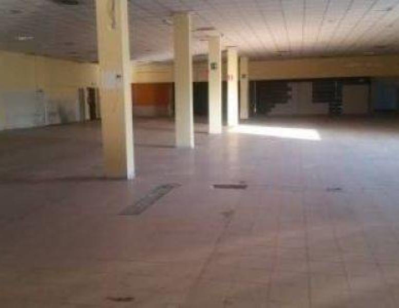 locale commerciale in affitto a Roma