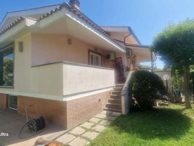 casa indipendente in affitto a Roma in zona Infernetto