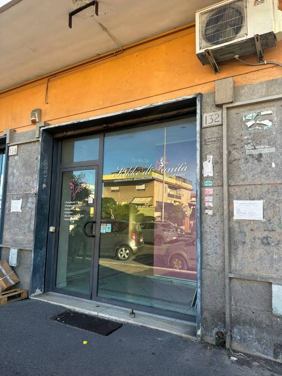 trivano in affitto a Roma in zona Ostia
