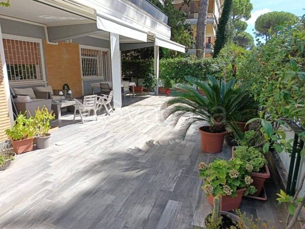 appartamento in affitto a Roma in zona Tomba di Nerone