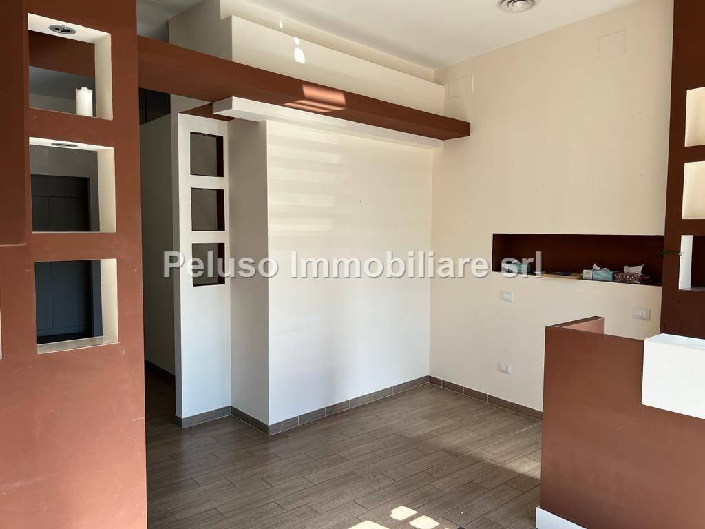 negozio in affitto a Roma in zona Collatino