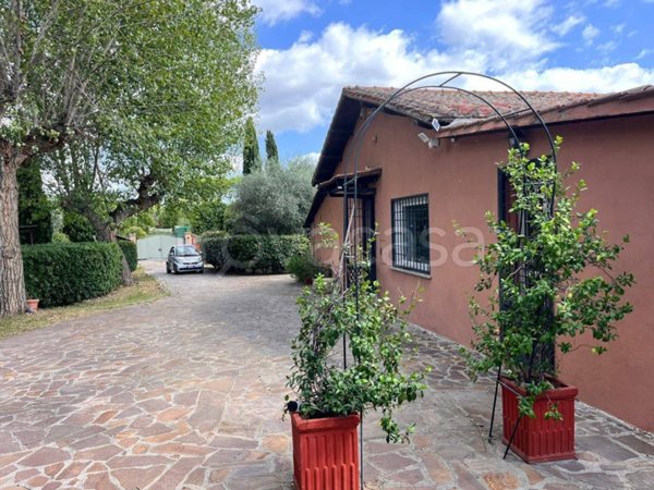 casa indipendente in affitto a Roma