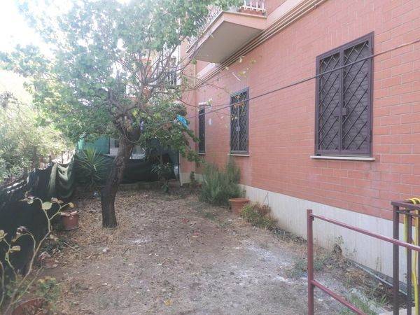appartamento in affitto a Roma in zona Finocchio