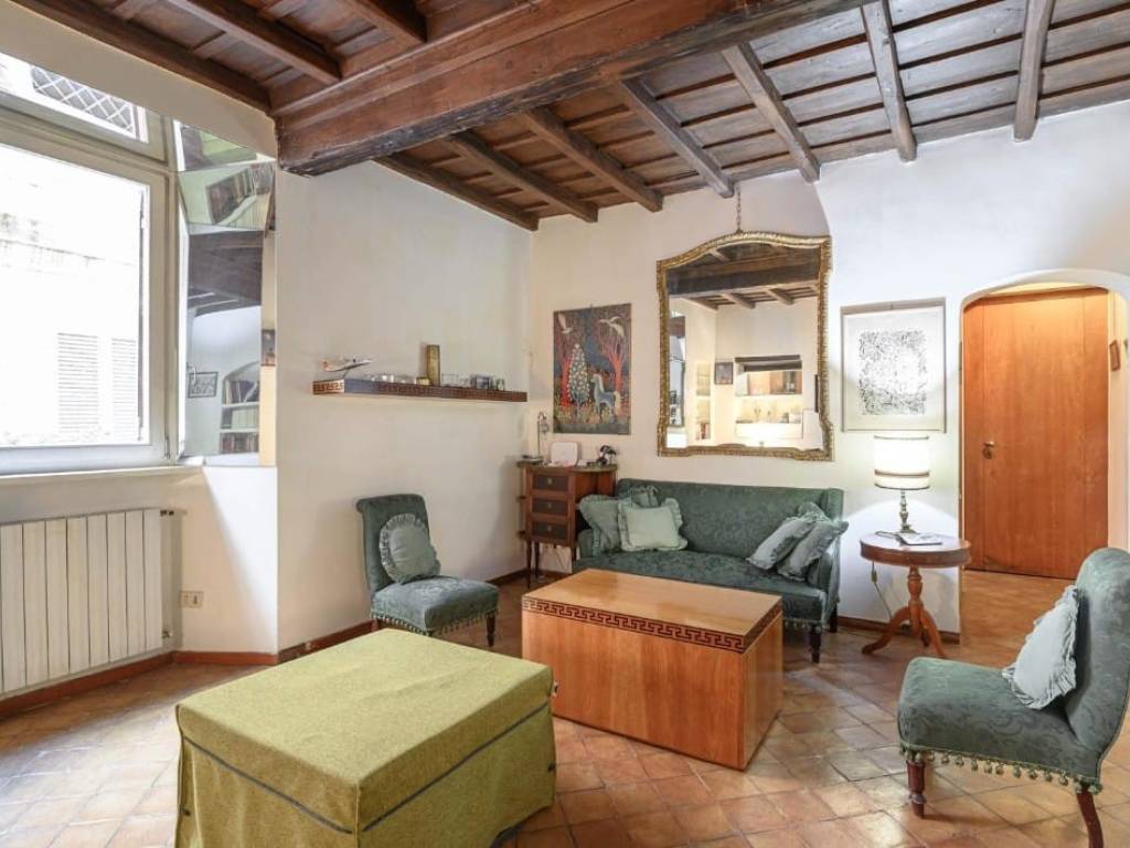 appartamento in affitto a Roma in zona Parione/Sant'Eustachio