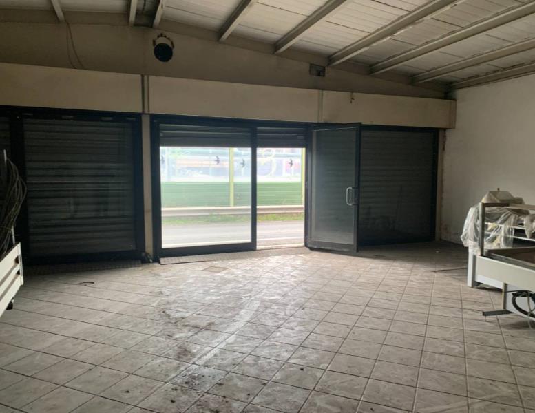 locale commerciale in affitto a Roma