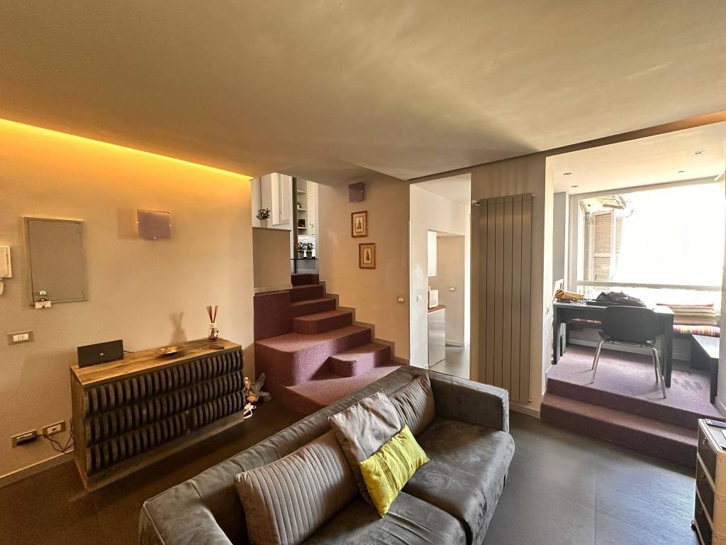appartamento in affitto a Roma in zona Trevi-Colonna