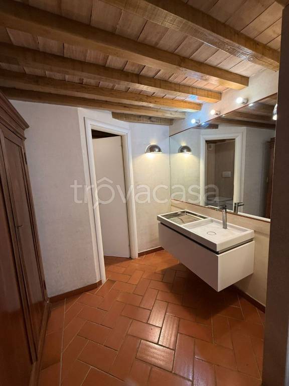 appartamento in affitto a Roma in zona Parione/Sant'Eustachio