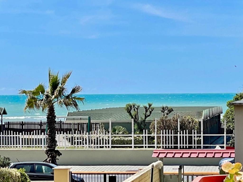 appartamento in affitto a Roma in zona Ostia