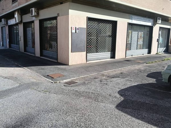 negozio in affitto a Roma in zona Trionfale