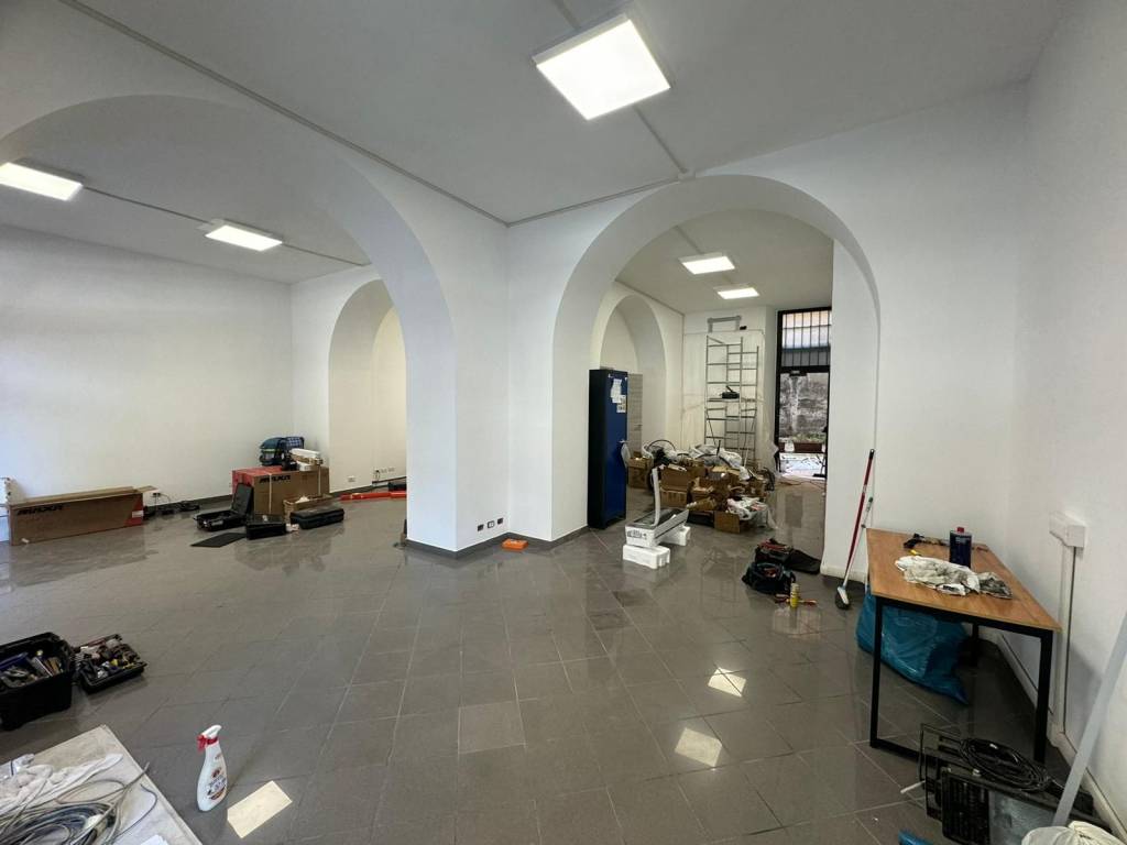 negozio in affitto a Roma in zona Esquilino