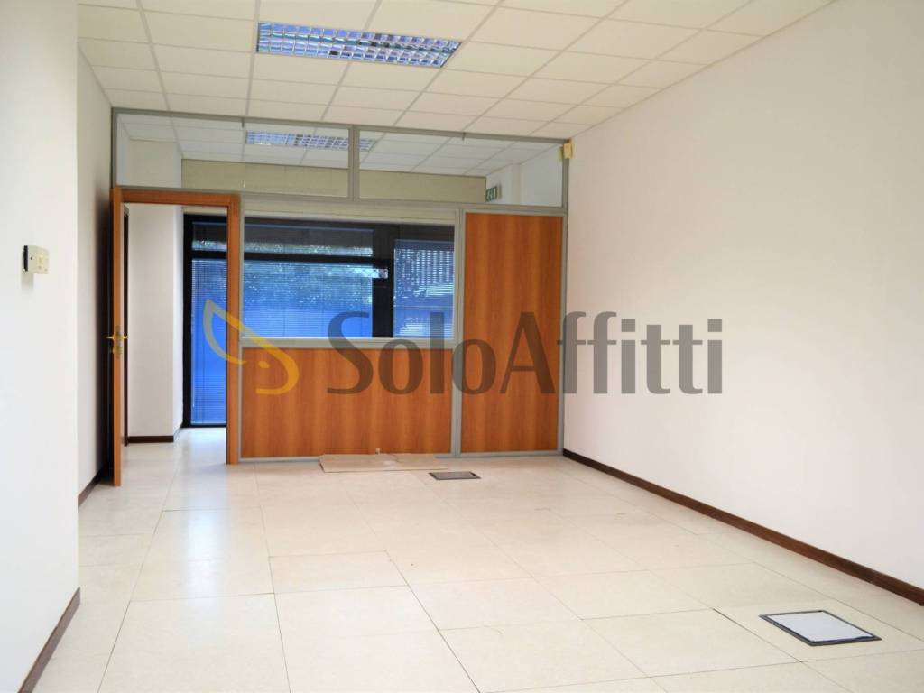 ufficio in affitto a Roma in zona Mostacciano