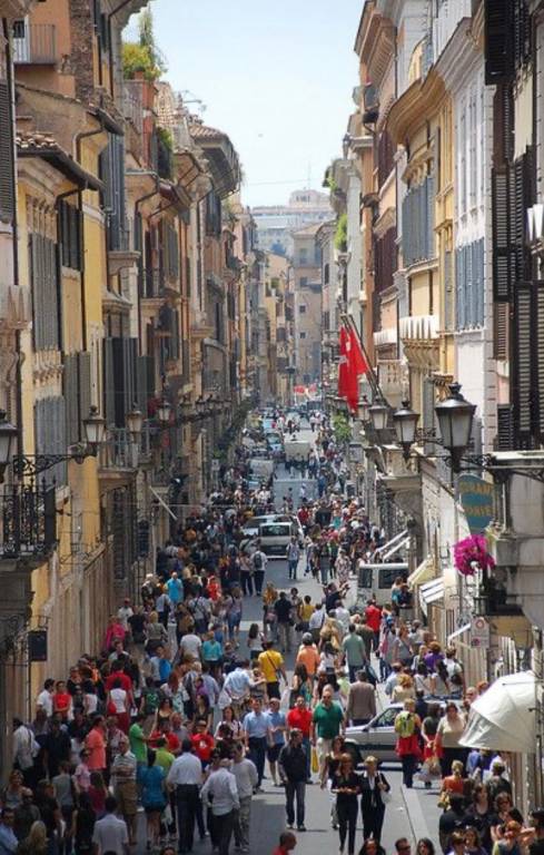 negozio in affitto a Roma in zona Centro Storico