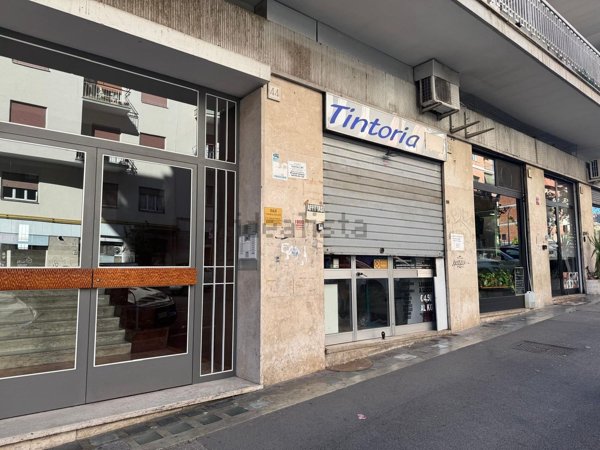 locale commerciale in affitto a Roma in zona Rione Monti/Campitelli