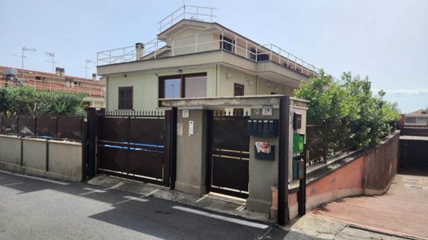 negozio in affitto a Roma in zona Tor Vergata/Torrenova