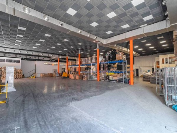 negozio in affitto a Roma in zona Prenestino-Labicano