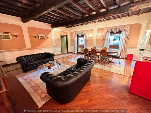 appartamento in affitto a Roma in zona Trevi-Colonna