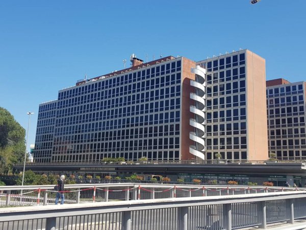 locale di sgombero in affitto a Roma in zona Ardeatino